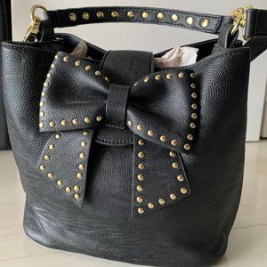 Betsey Johnson bow black handbag
